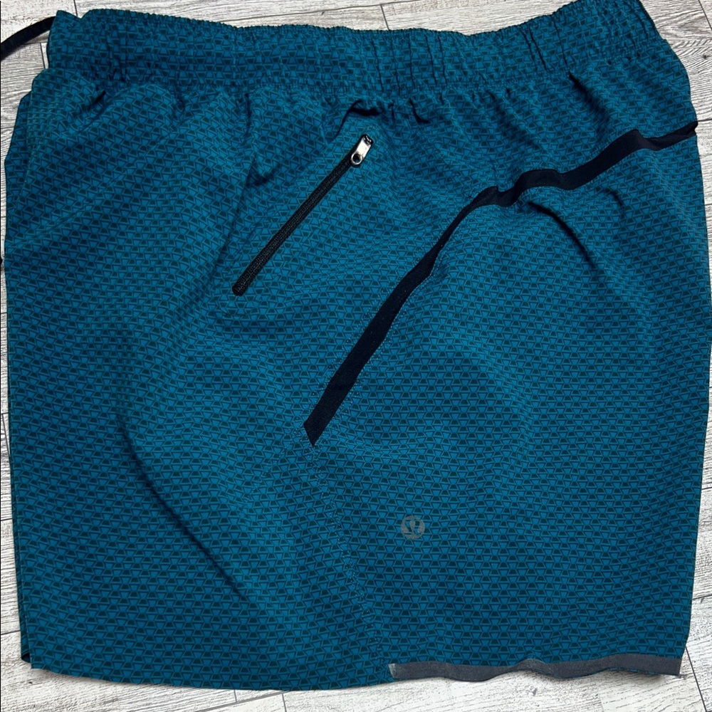 Lululemon Athletics Men's Teal Athletic Shorts with Black Trim